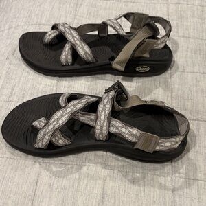 Chaco Black and Gray Sandals